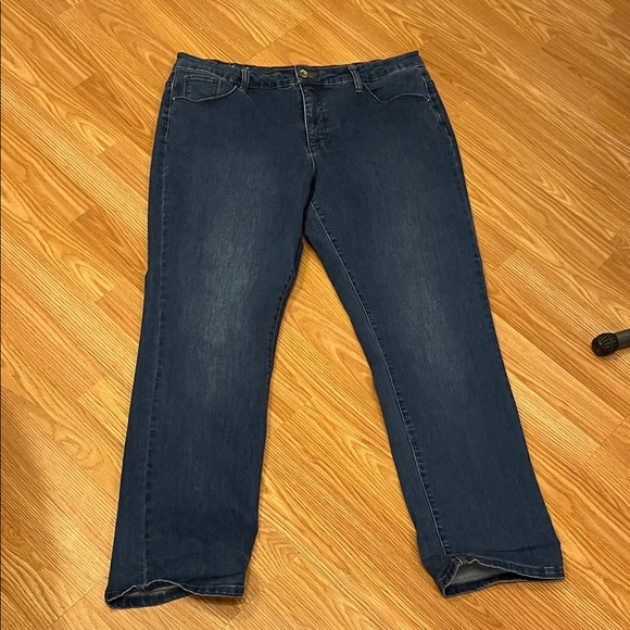 SANTANA Dark Wash Jeans Plus size 16 - Picture 2 of 10